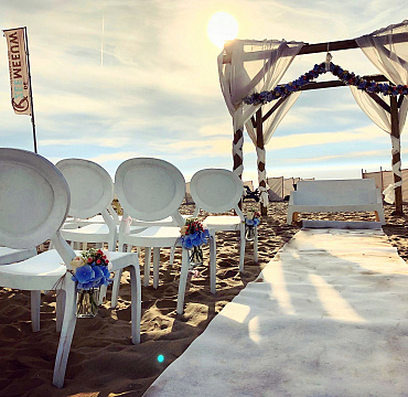 Beach weddings