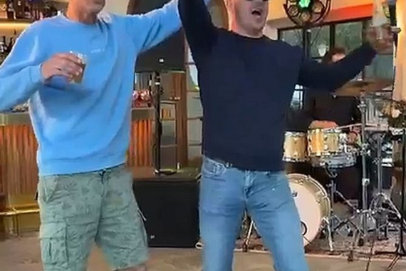 The Amazing Karaoke Band