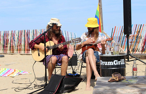Hire the Uku Lelies